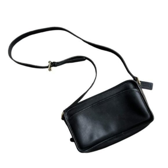 Coach Handbags - Vintage Coach Swingpack 9974 Milti-Zip Compartment Black Leather Crossbody Bag
